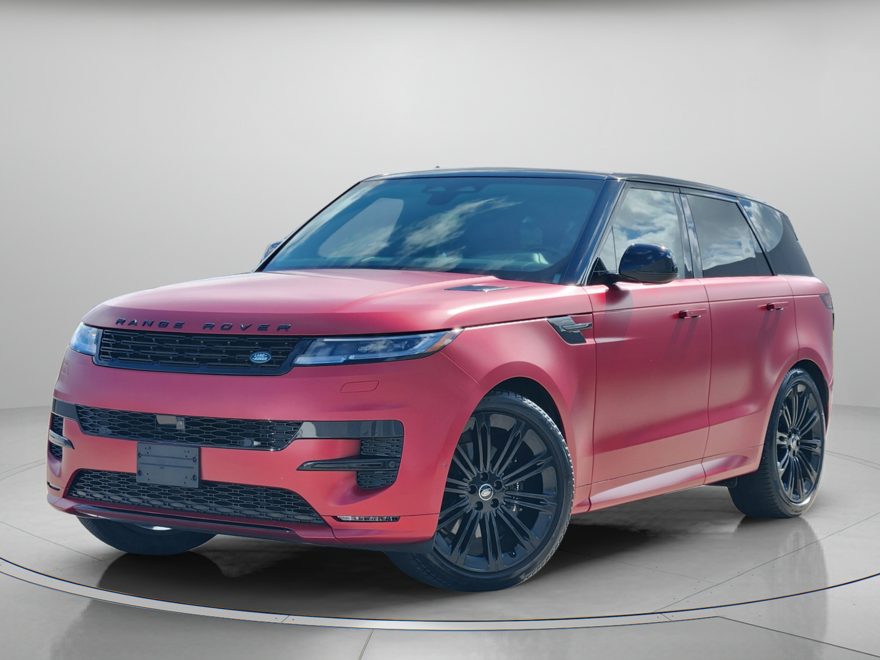 Used 2024 Land Rover Range Rover Sport Dynamic SE AWD/4WD image 1