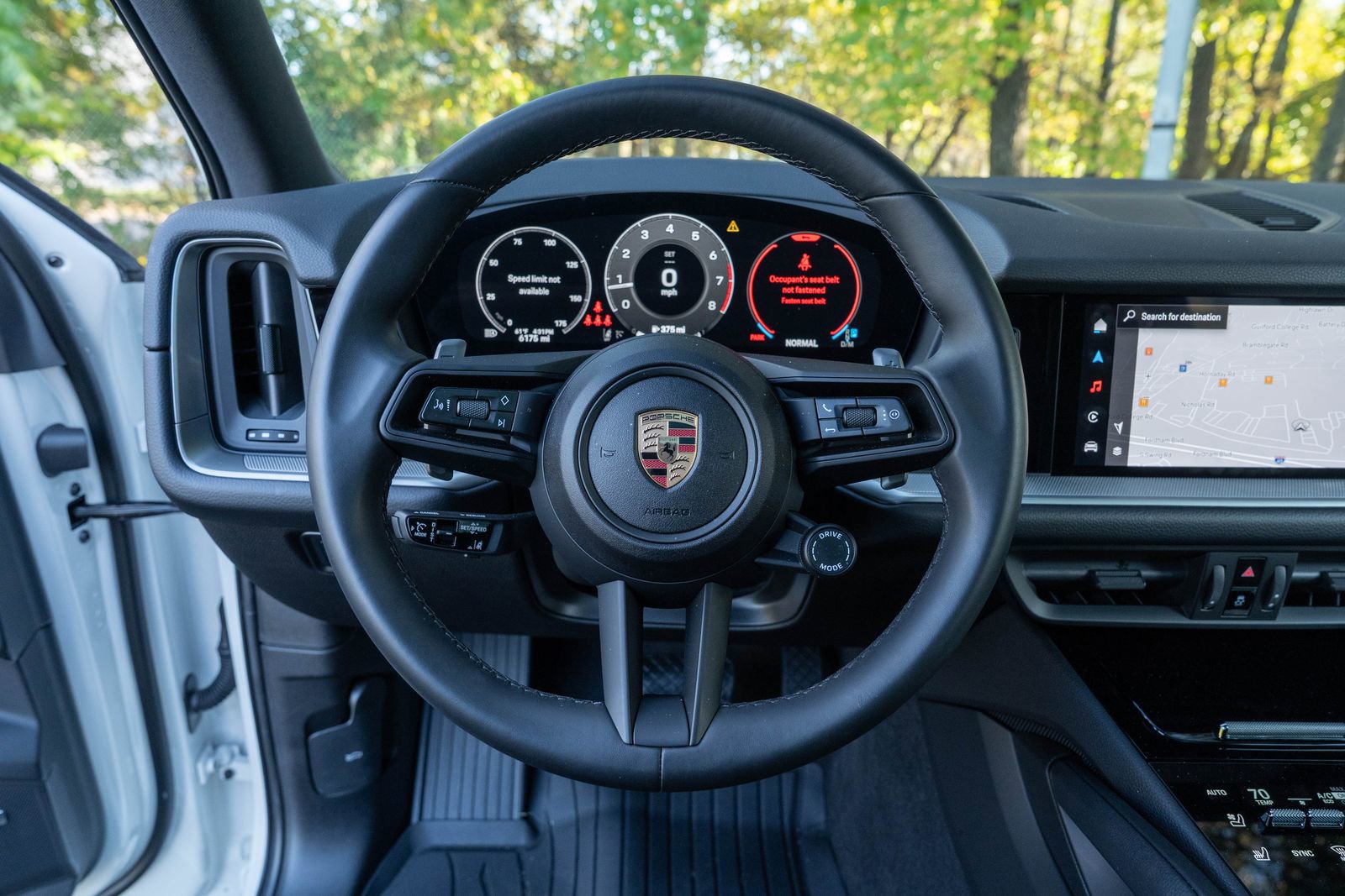 Certified 2025 Porsche Cayenne image 26