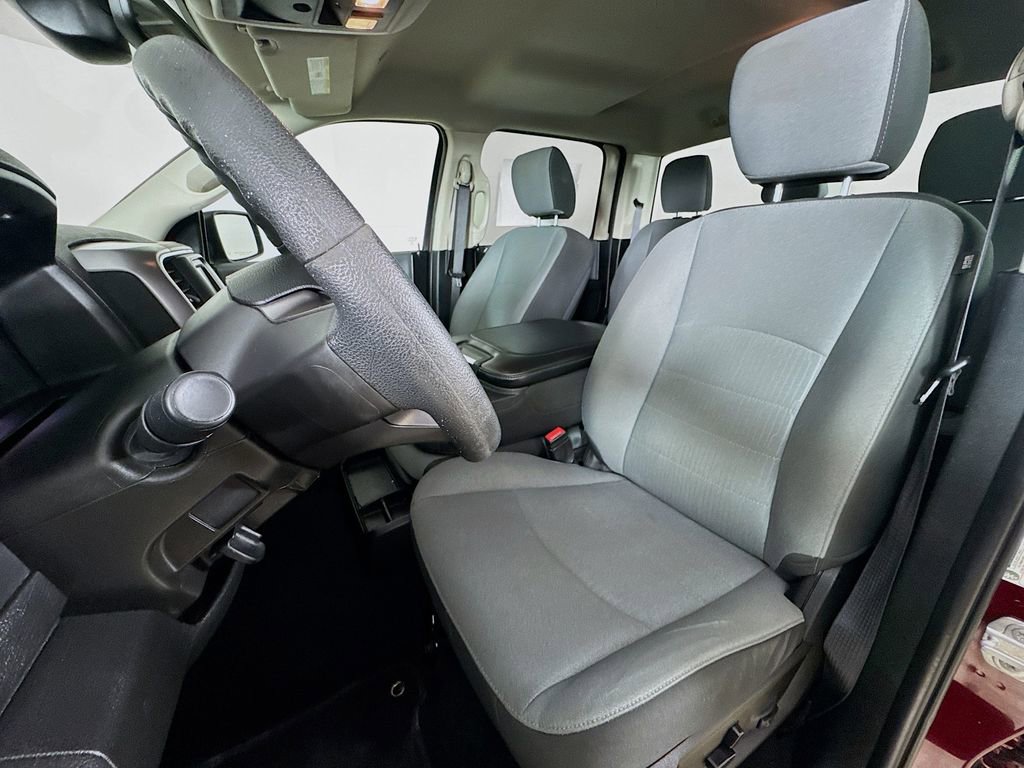 Used 2022 RAM 1500 Classic SLT image 12