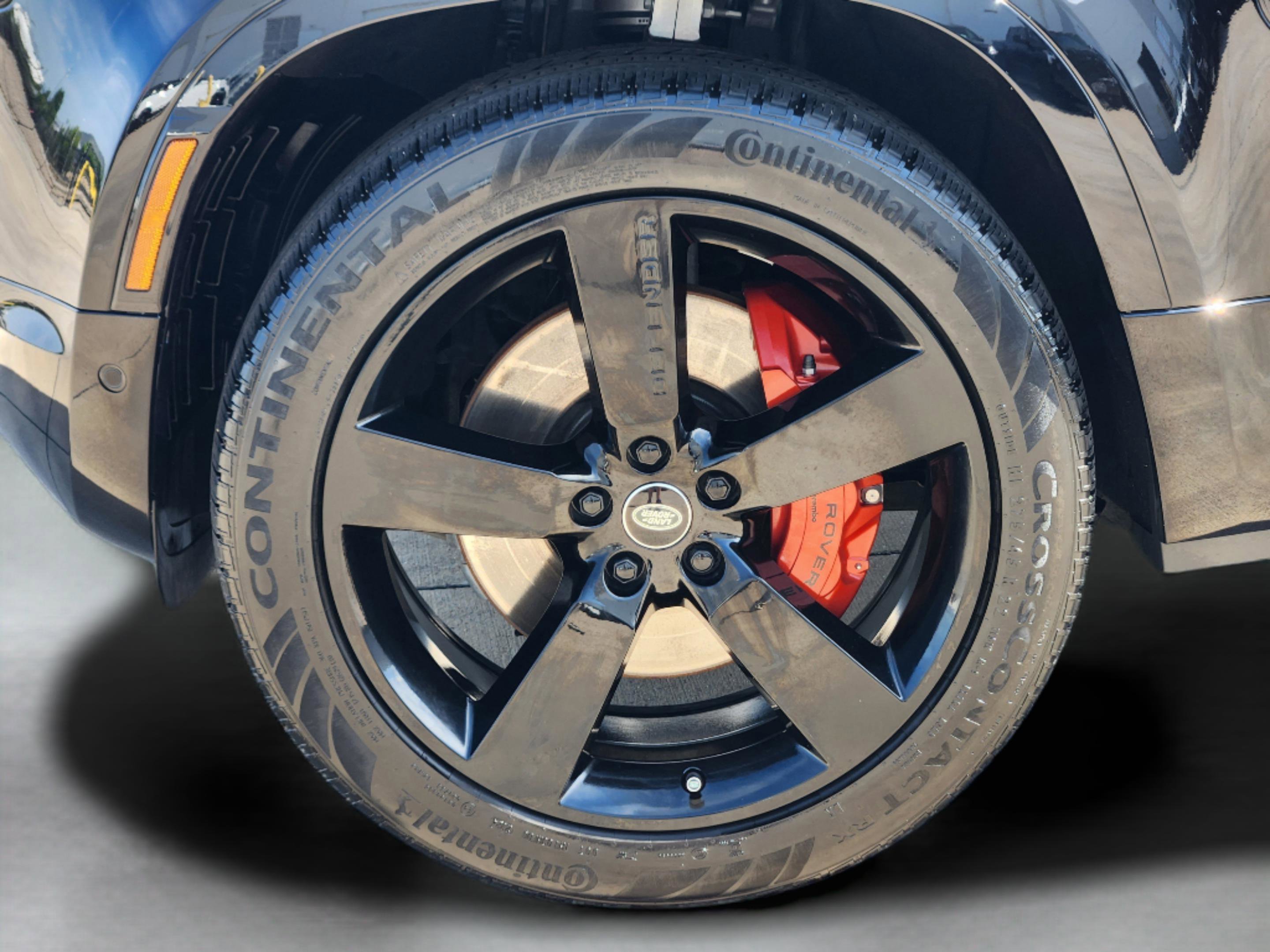 Certified 2024 Land Rover Defender 110 X AWD/4WD image 31