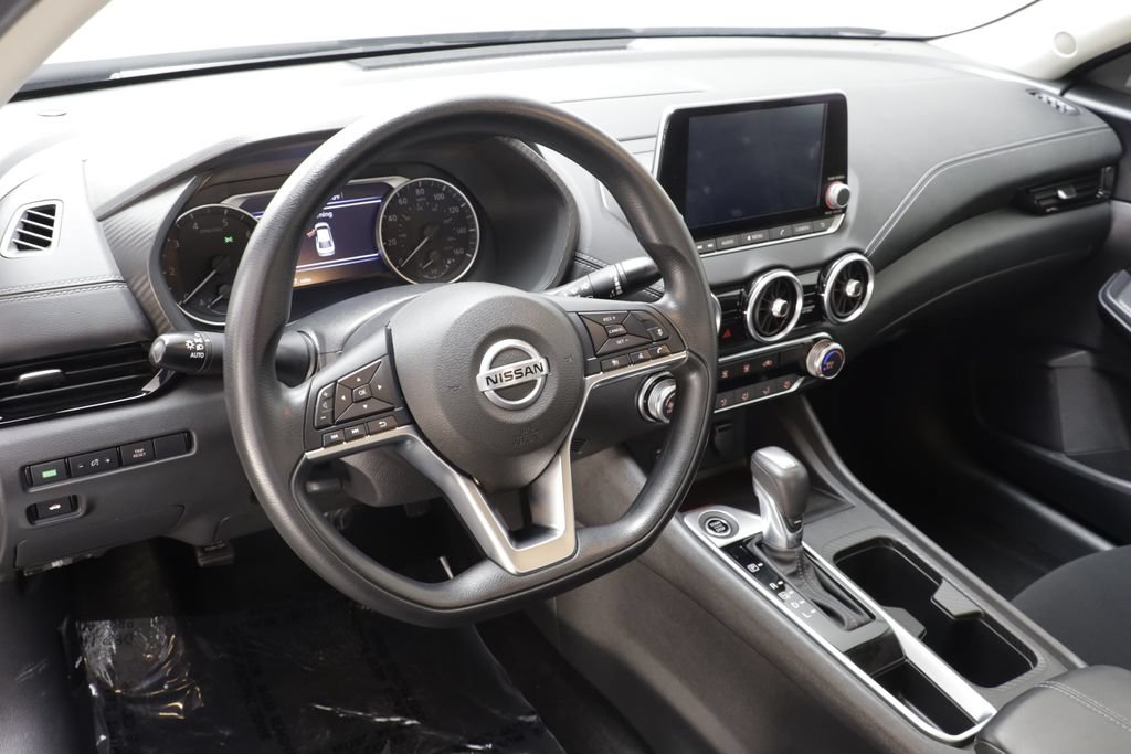 Used 2023 Nissan Sentra SV FWD image 7