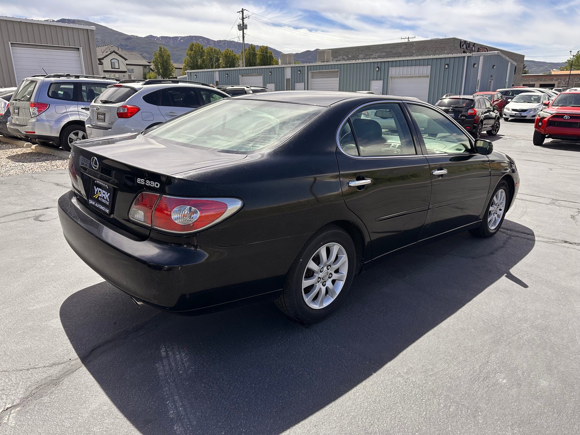 Used 2004 Lexus ES 330 FWD image 3