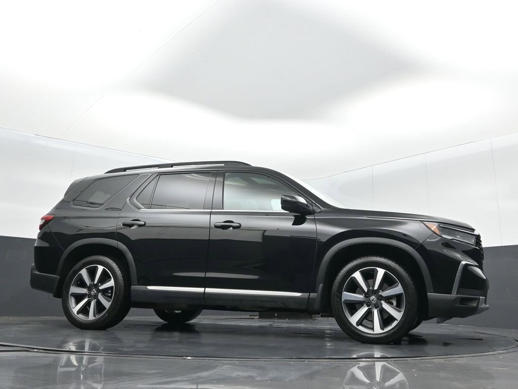 Used 2023 Honda Pilot Elite image 29