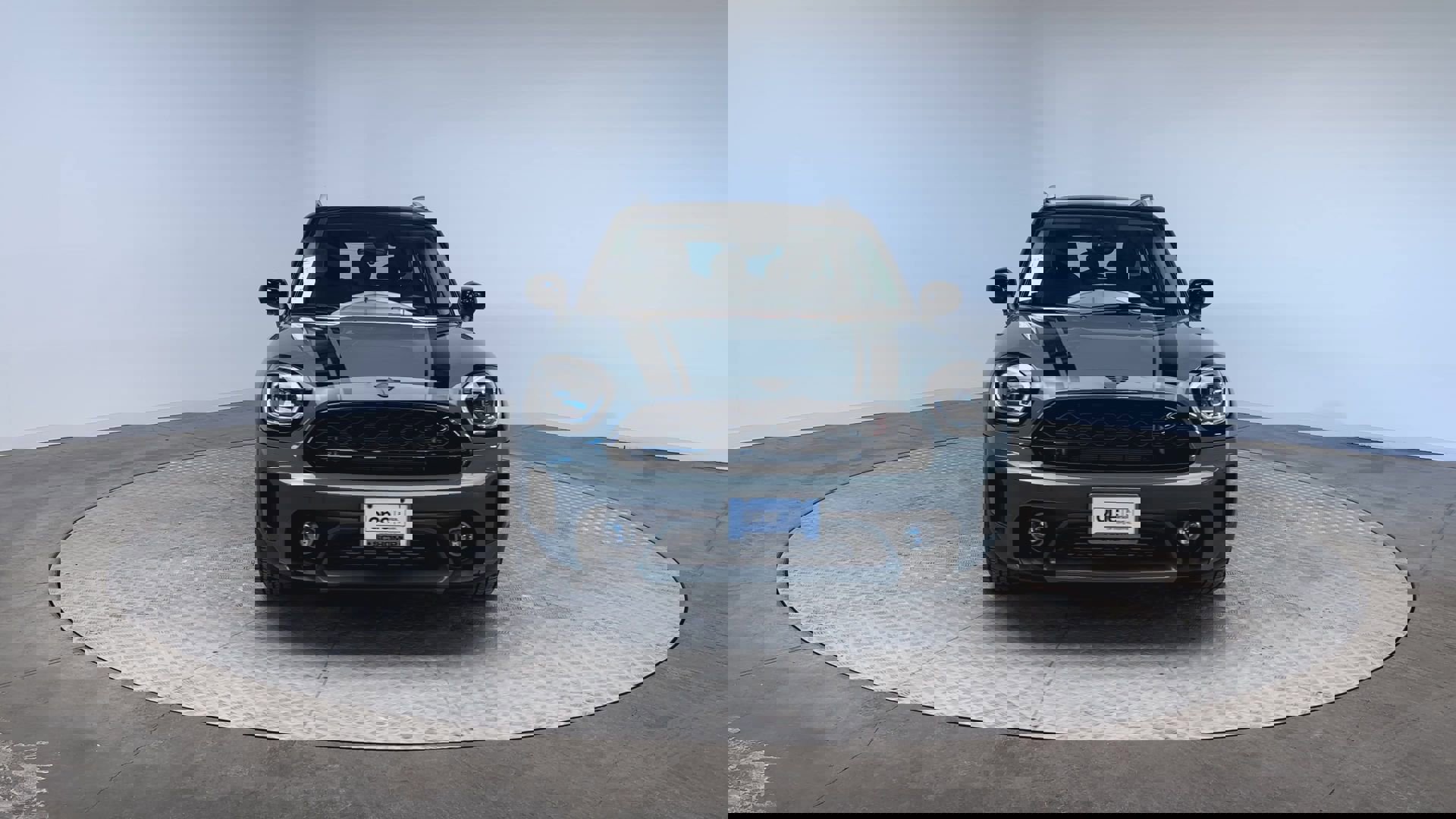 Used 2024 MINI Cooper Countryman S w/ Premium Package image 3