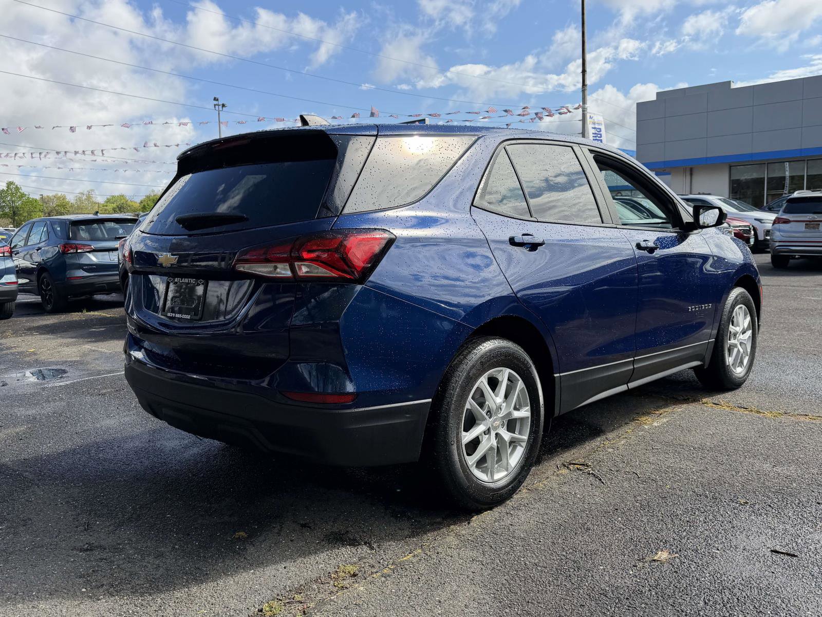 Certified 2023 Chevrolet Equinox LS w/ LS Convenience Package FWD image 5