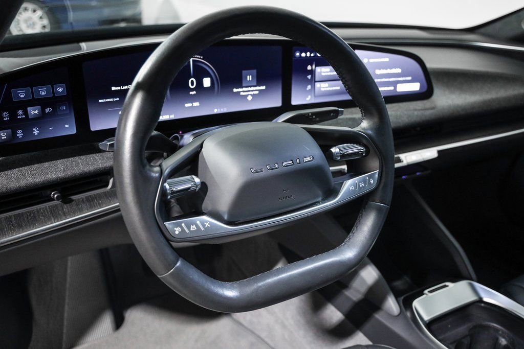 Used 2023 Lucid Air Pure image 5