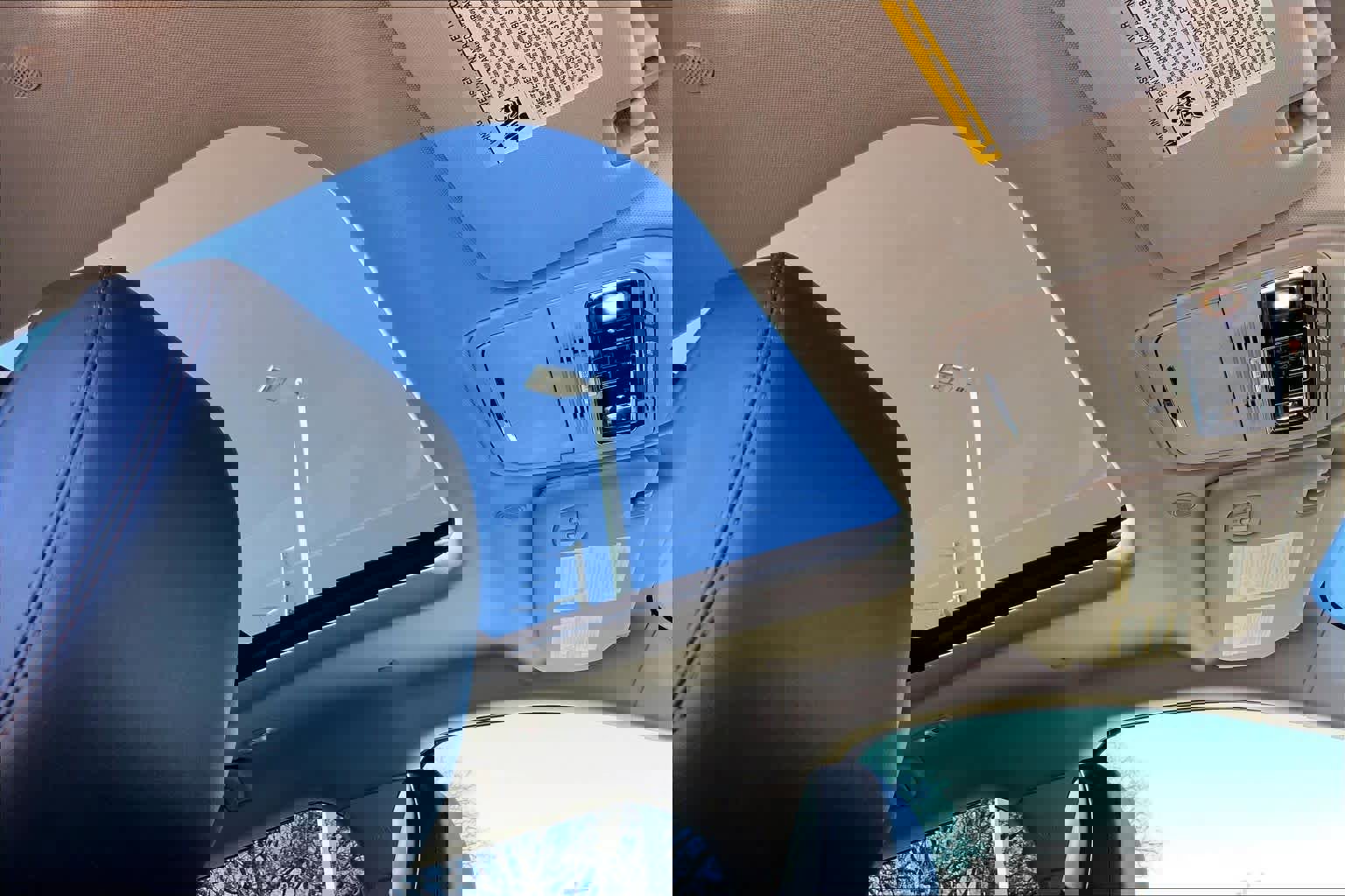 Used 2023 Lincoln Aviator Reserve w/ Equipment Group 201A image 14