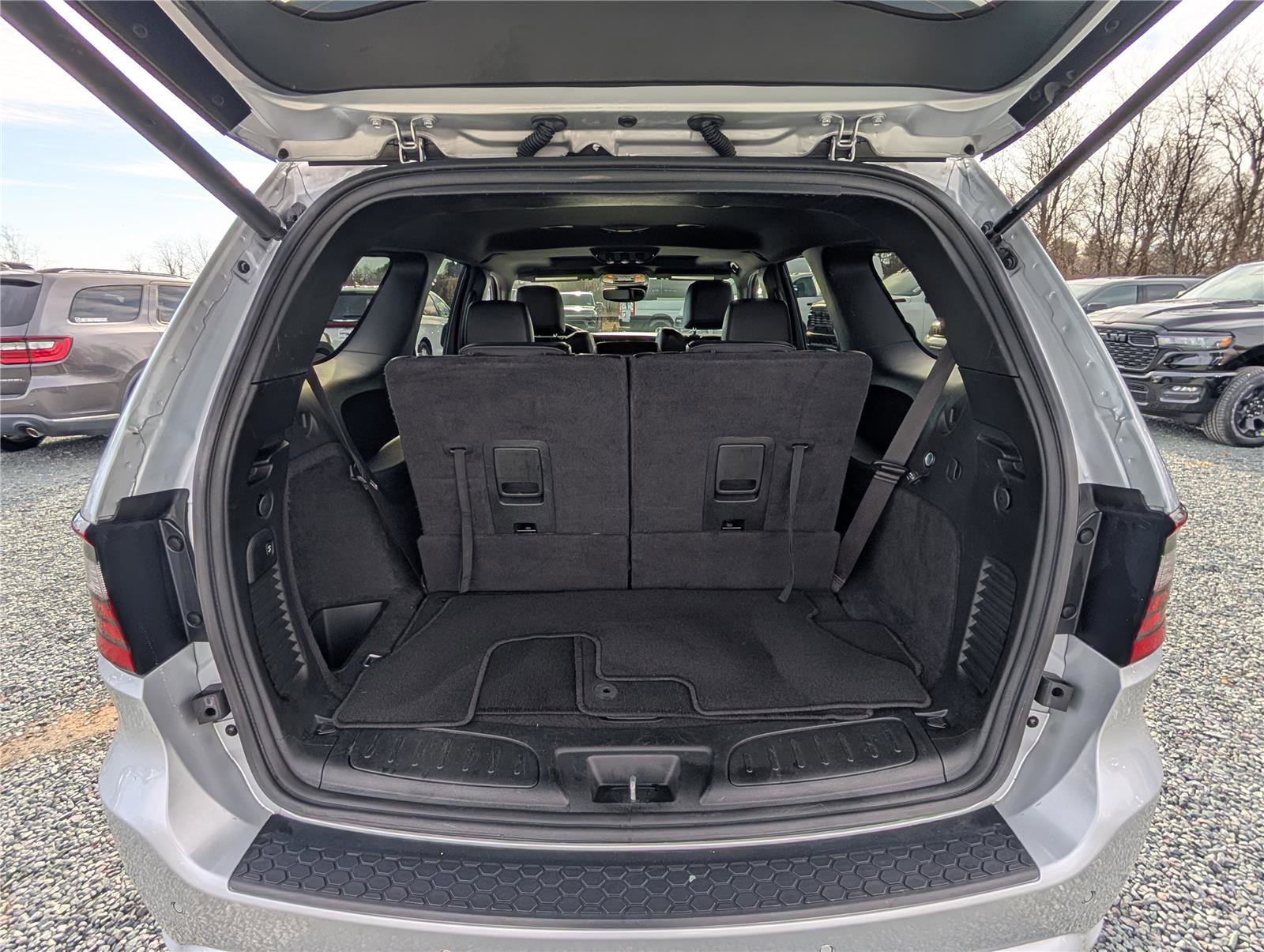 Used 2024 Dodge Durango GT image 12