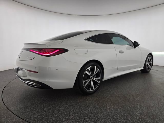 Used 2024 Mercedes-Benz CLE 300 4MATIC Coupe image 2