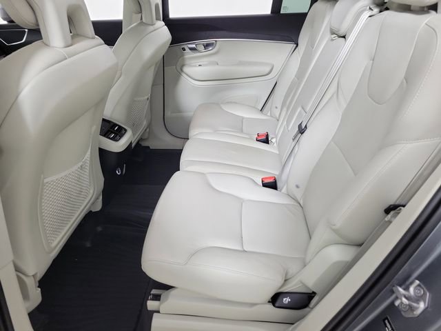 Used 2020 Volvo XC90 T5 Momentum AWD/4WD image 12