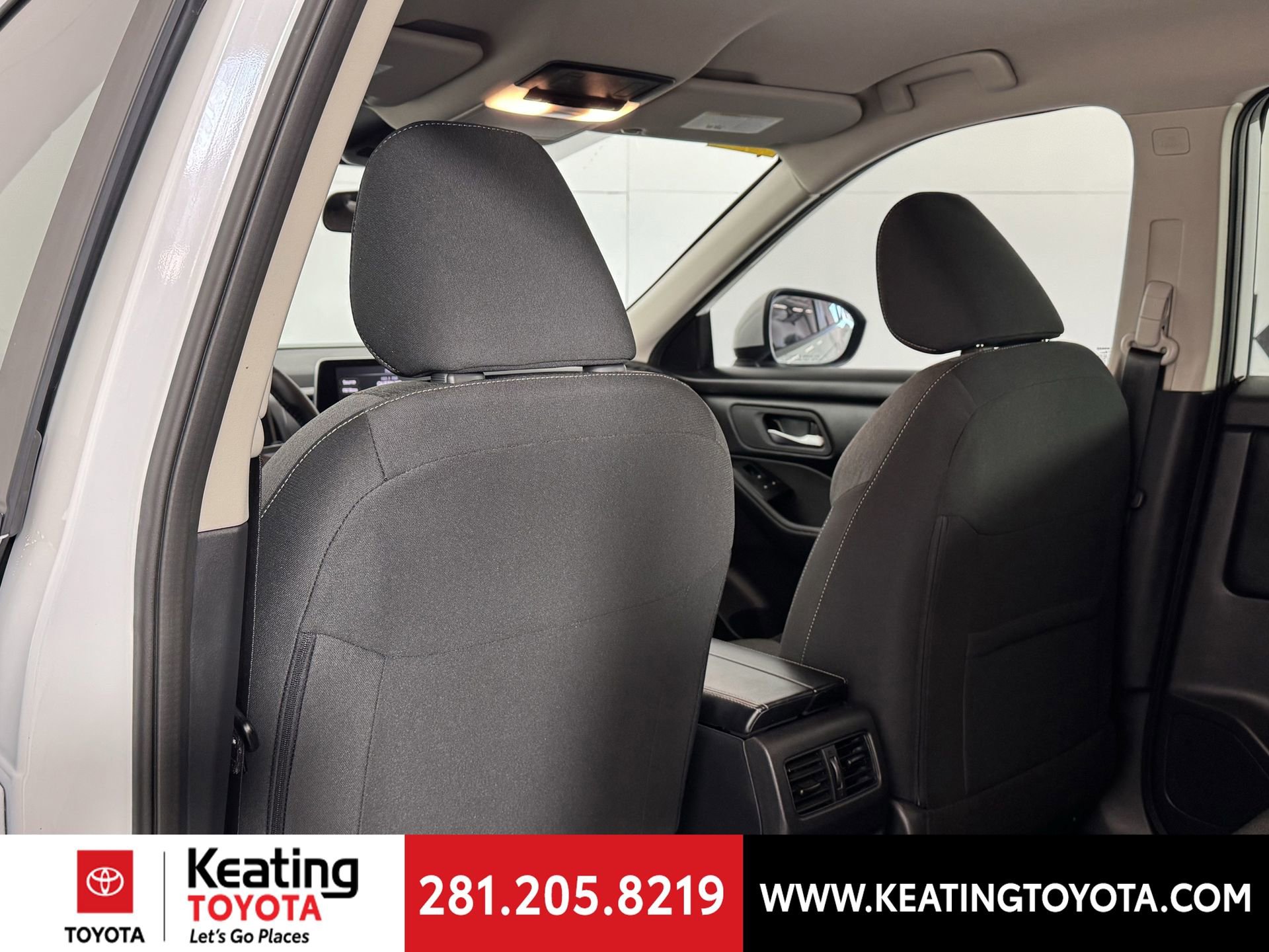 Used 2026 Nissan Rogue SV image 16