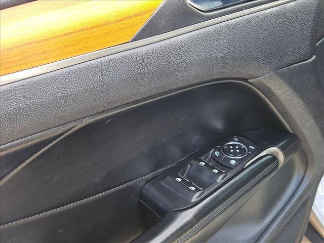 Used 2017 Lincoln MKC Select w/ Select Plus Package FWD image 11