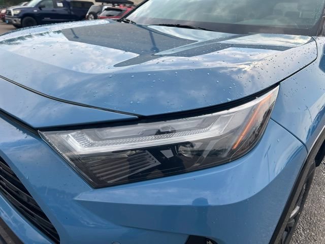 Used 2022 Toyota RAV4 XSE AWD/4WD image 10