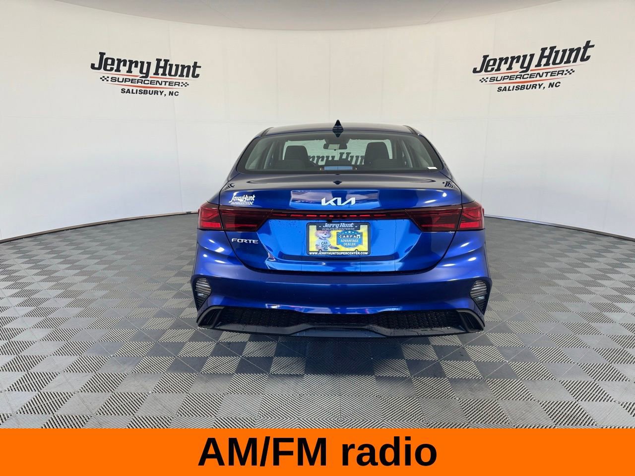 Used 2023 Kia Forte LXS w/ LXS Technology Package image 8