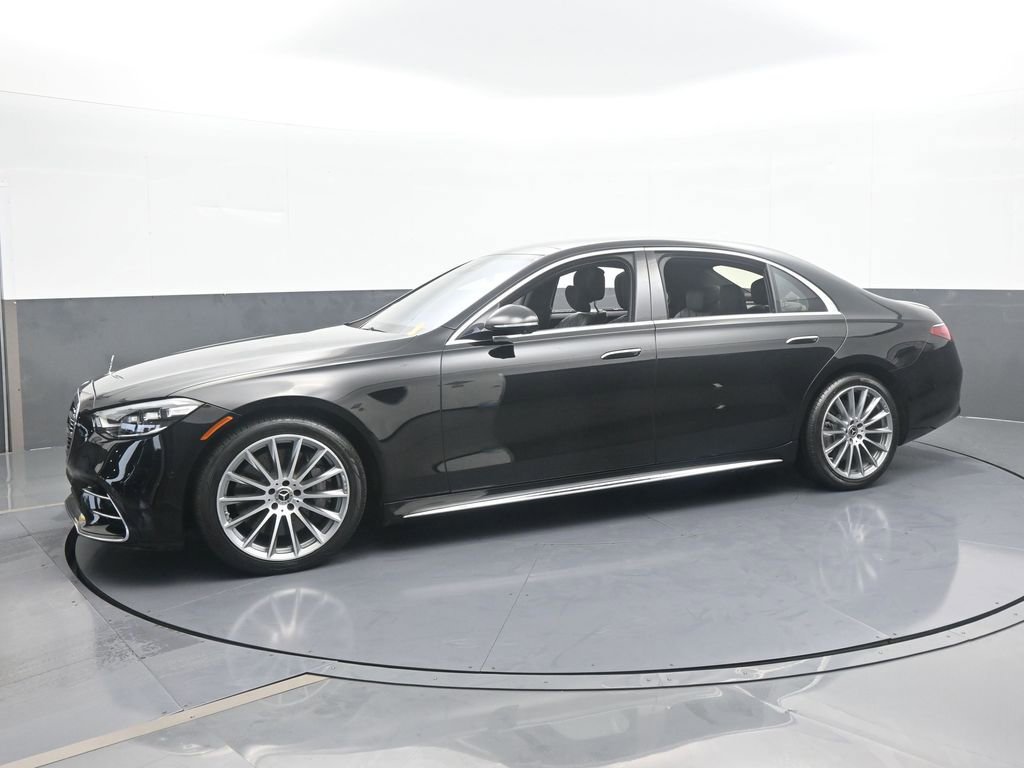Used 2021 Mercedes-Benz S 580 4MATIC Sedan image 2