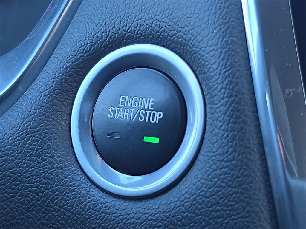 Used 2023 Chevrolet Traverse LT w/ LPO, Floor Liner Package image 17