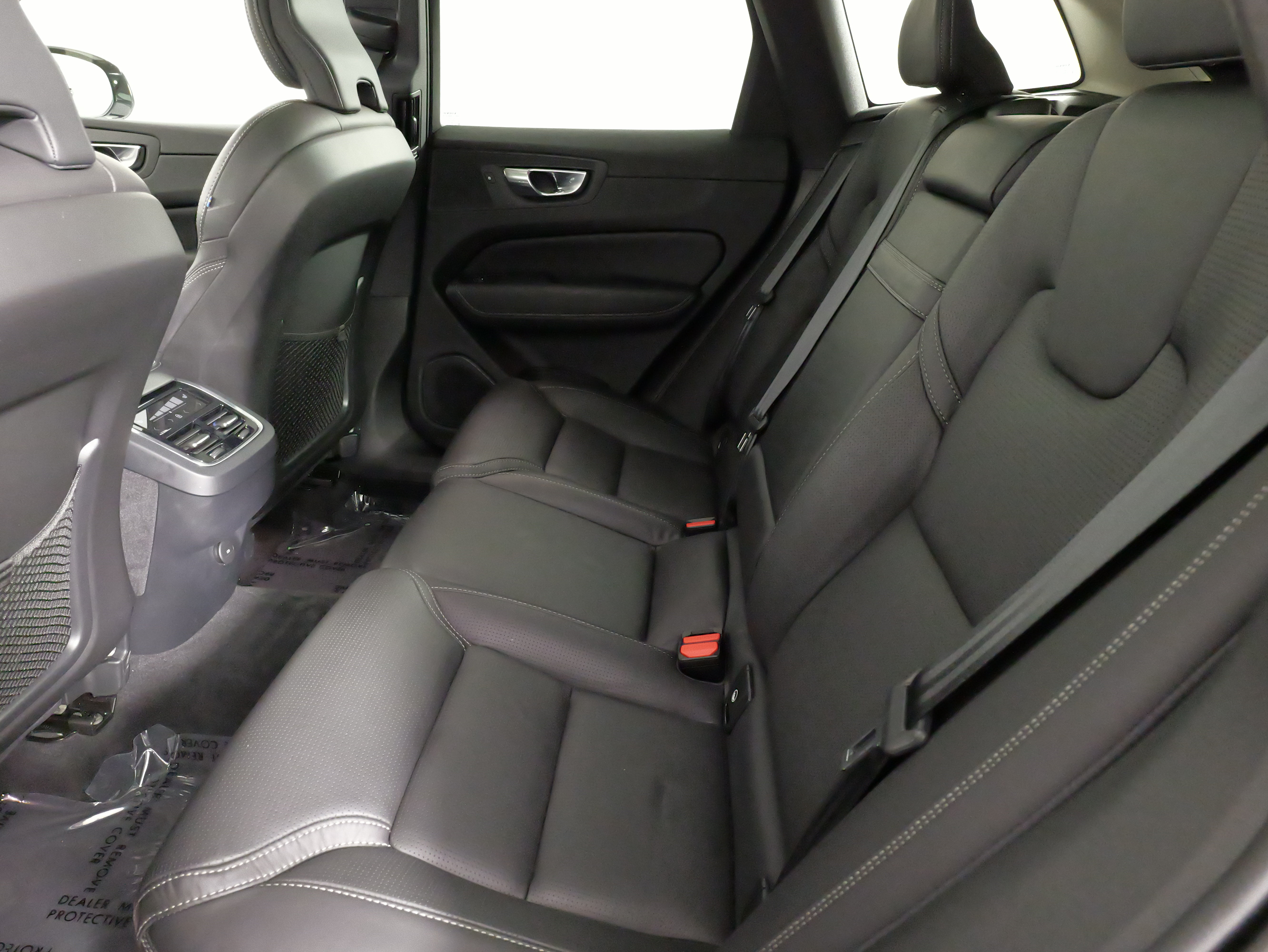 Used 2021 Volvo XC60 T6 Inscription w/ Advanced Package AWD/4WD image 37