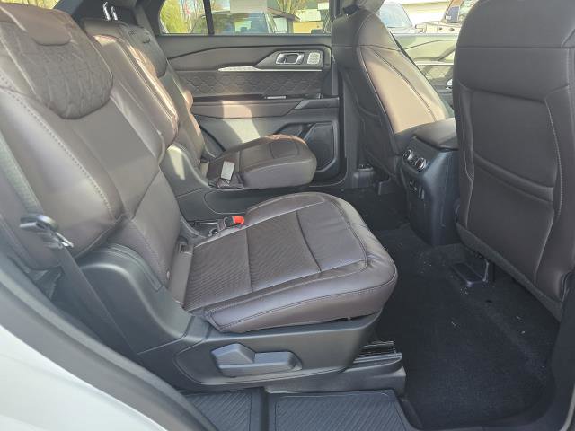 New 2026 Ford Explorer Platinum image 12