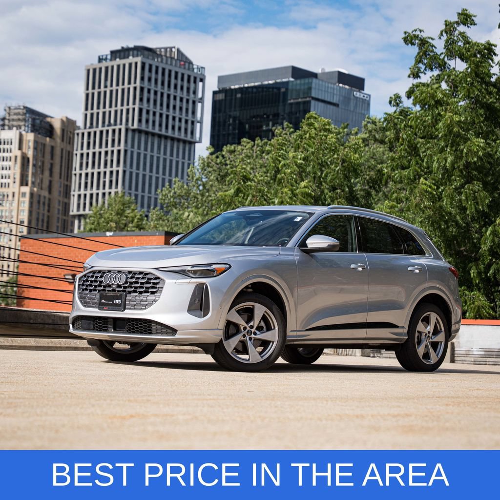 Used 2025 Audi Q5 Premium Plus w/ Premium Plus AWD/4WD image 1