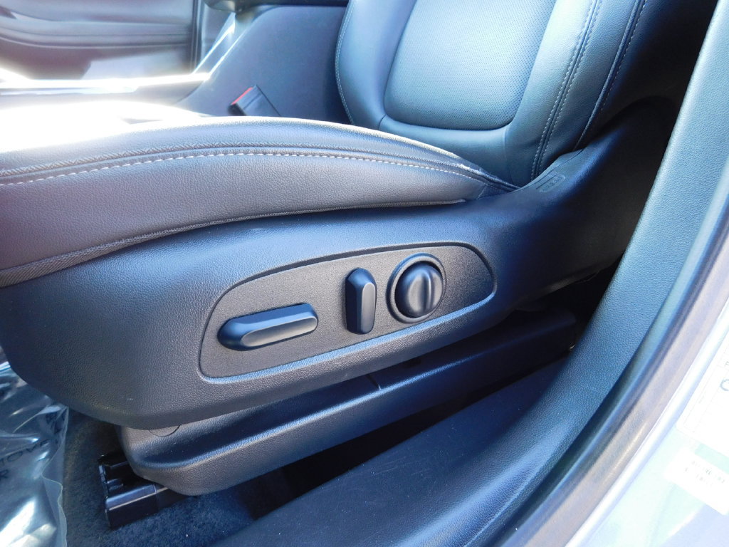 Used 2024 Buick Encore GX Sport Touring w/ Comfort Package FWD image 18