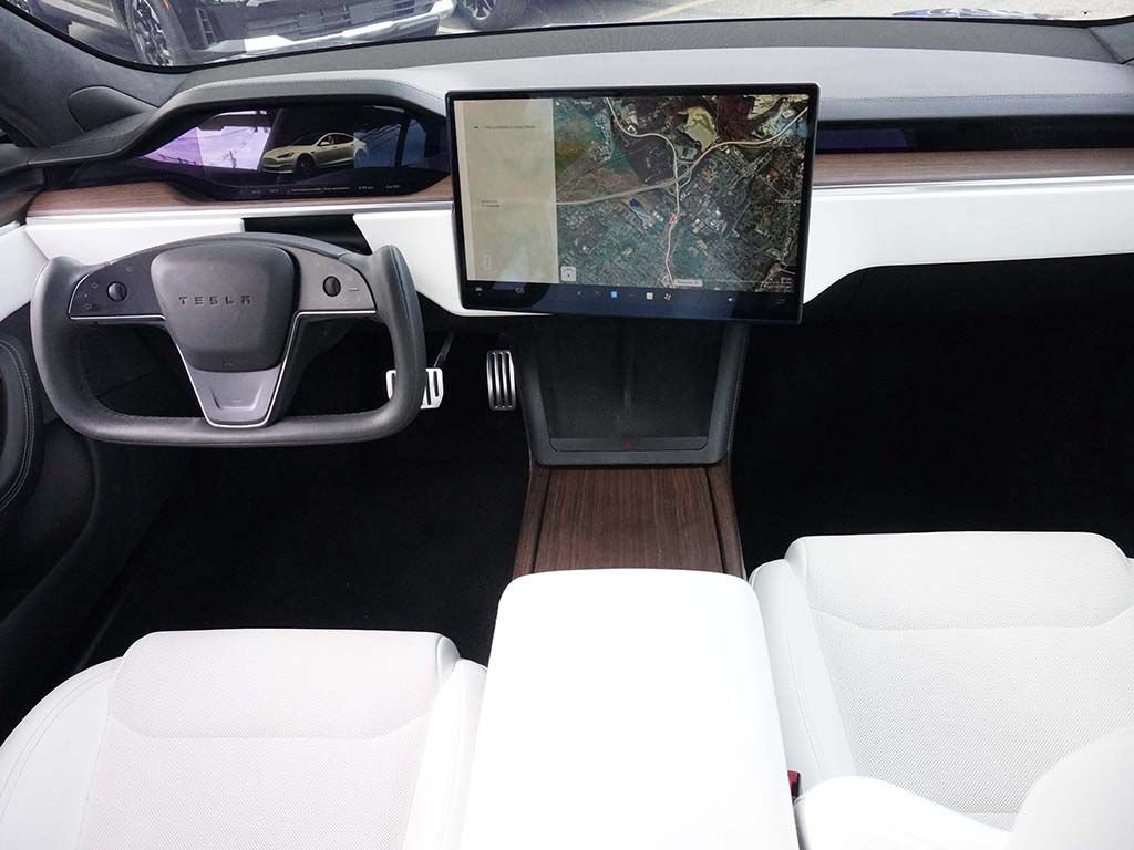 Used 2023 Tesla Model S AWD/4WD image 38