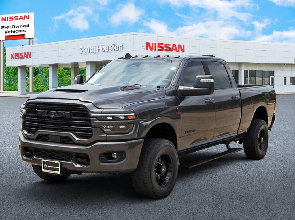 Used 2025 RAM 2500 Laramie w/ Night Edition AWD/4WD image 2