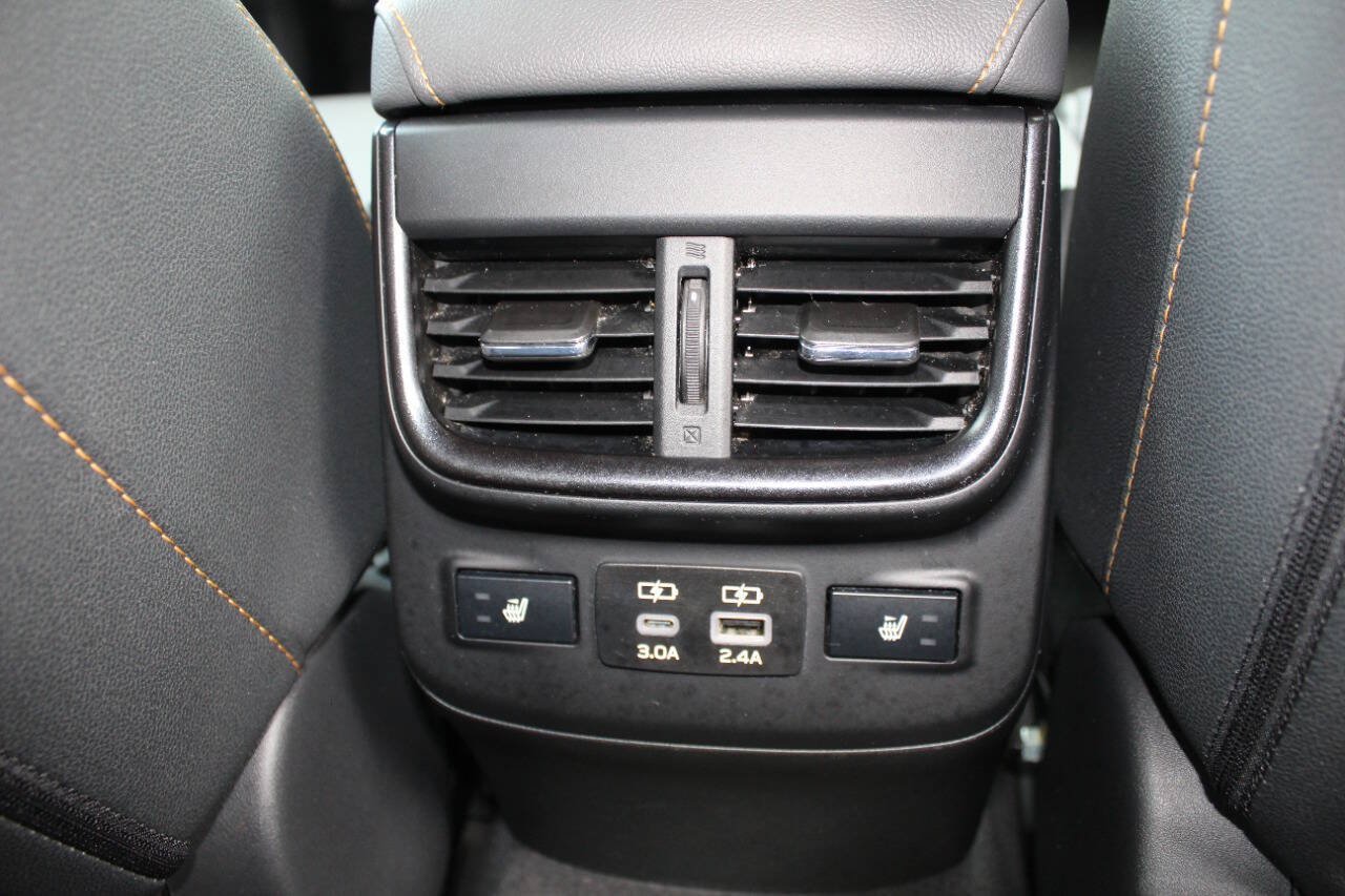 Used 2025 Subaru Outback Wilderness AWD/4WD image 18