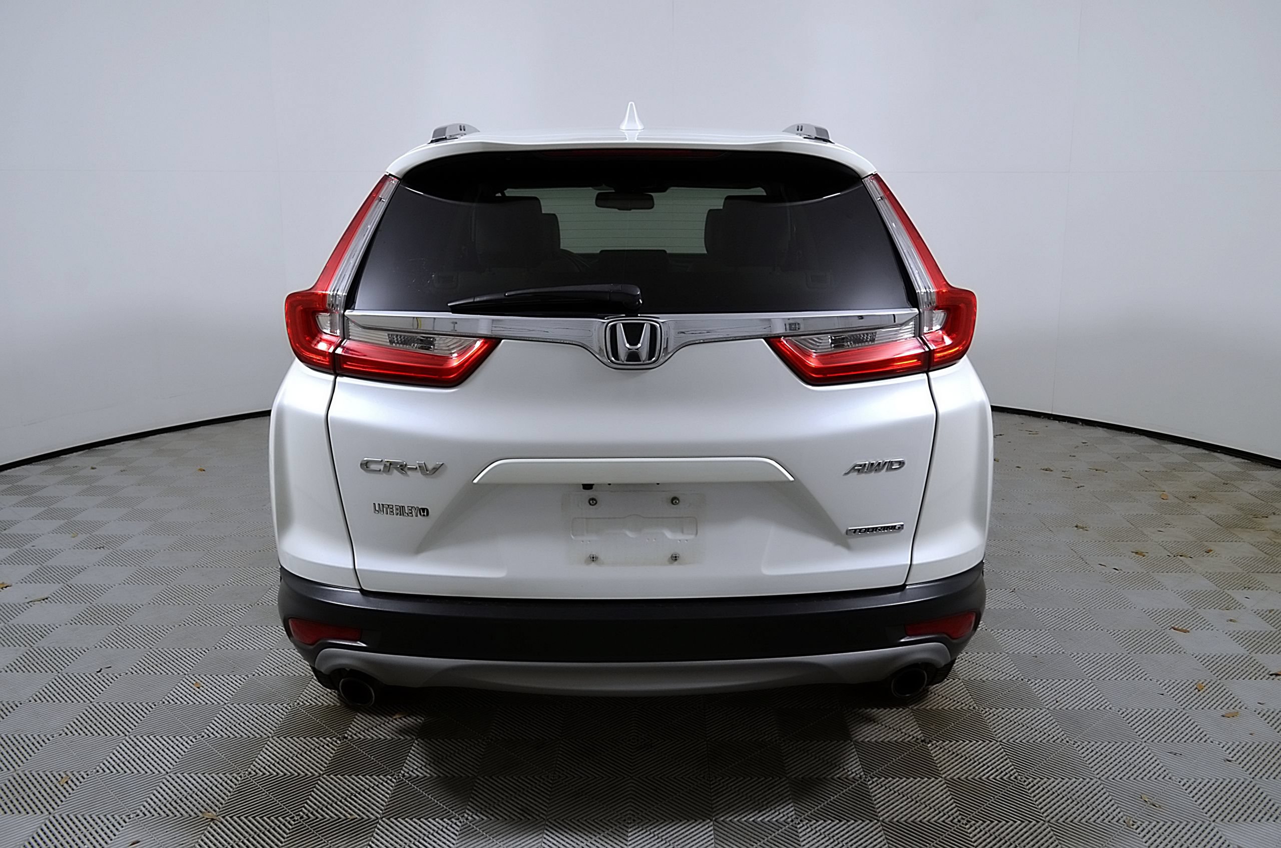 Used 2018 Honda CR-V Touring image 8