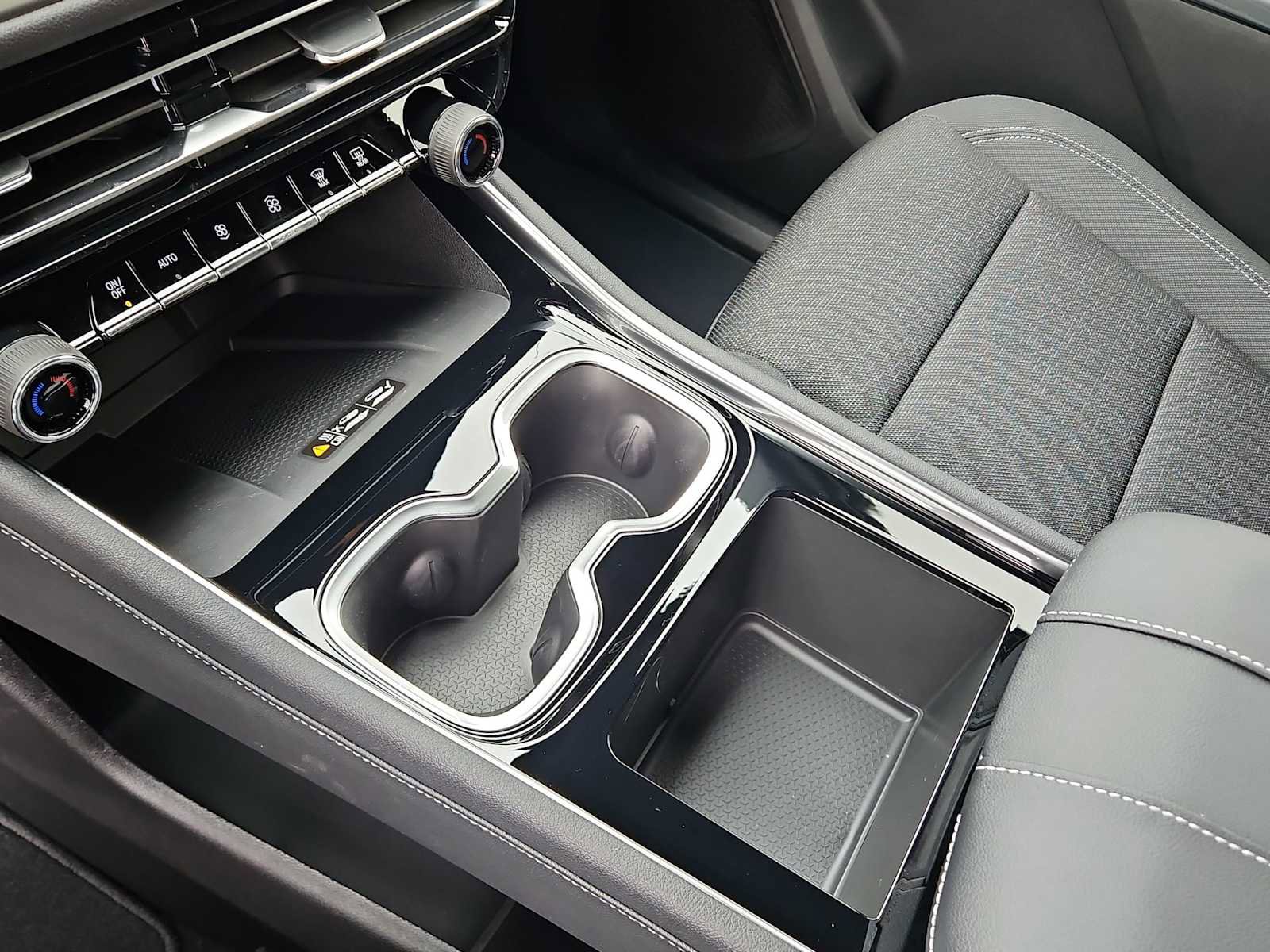 New 2026 Chevrolet Traverse LT w/ Driver Confidence Package image 20