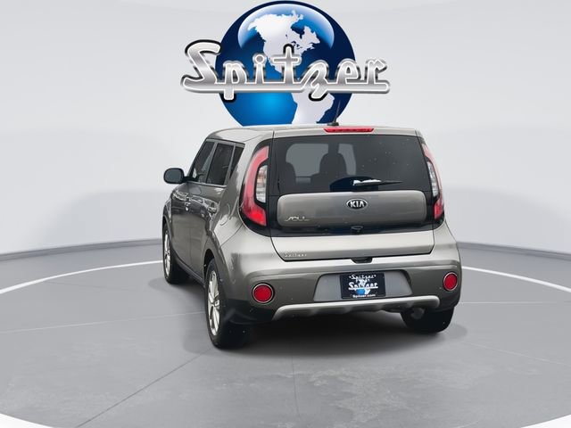 Used 2019 Kia Soul + image 8