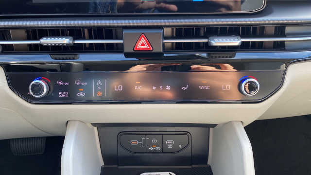 New 2027 Kia Sportage EX AWD/4WD image 18
