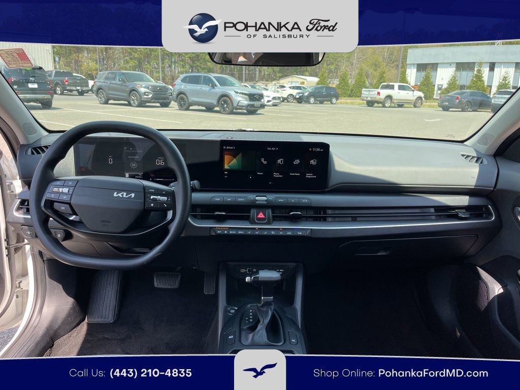 Used 2025 Kia K4 FWD image 8