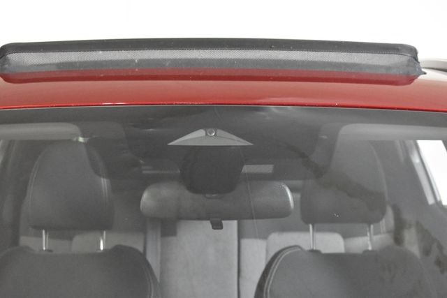 Certified 2025 Nissan Kicks SV w/ SV Premium Package AWD/4WD image 34