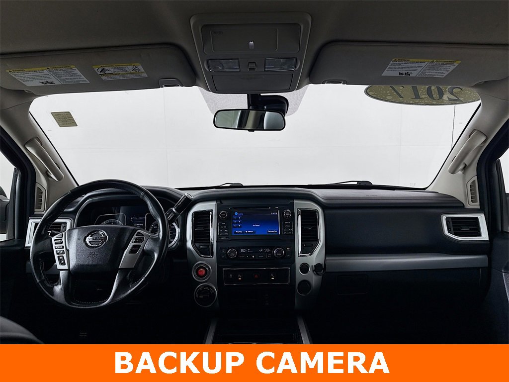 Used 2017 Nissan Titan PRO-4X image 4