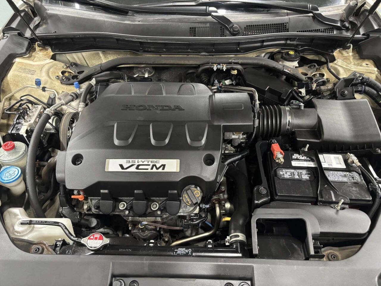 Used 2011 Honda Crosstour EX-L image 9