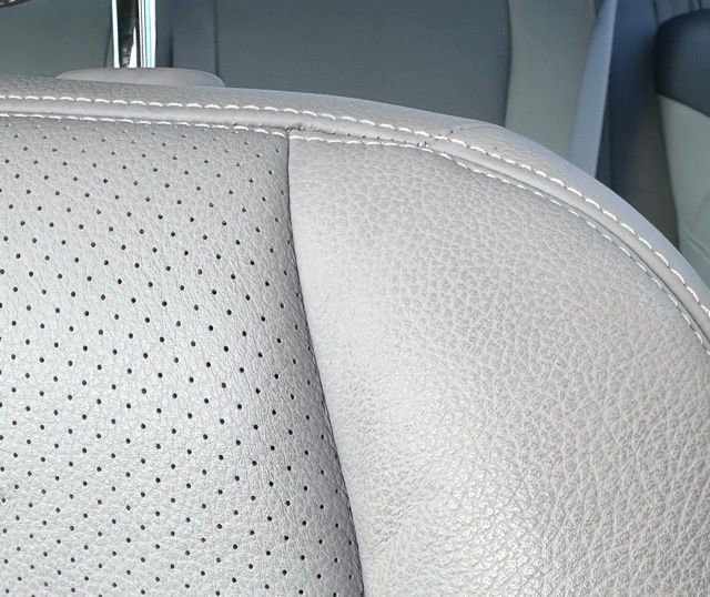 Used 2003 Mercedes-Benz E 320 Sedan image 22