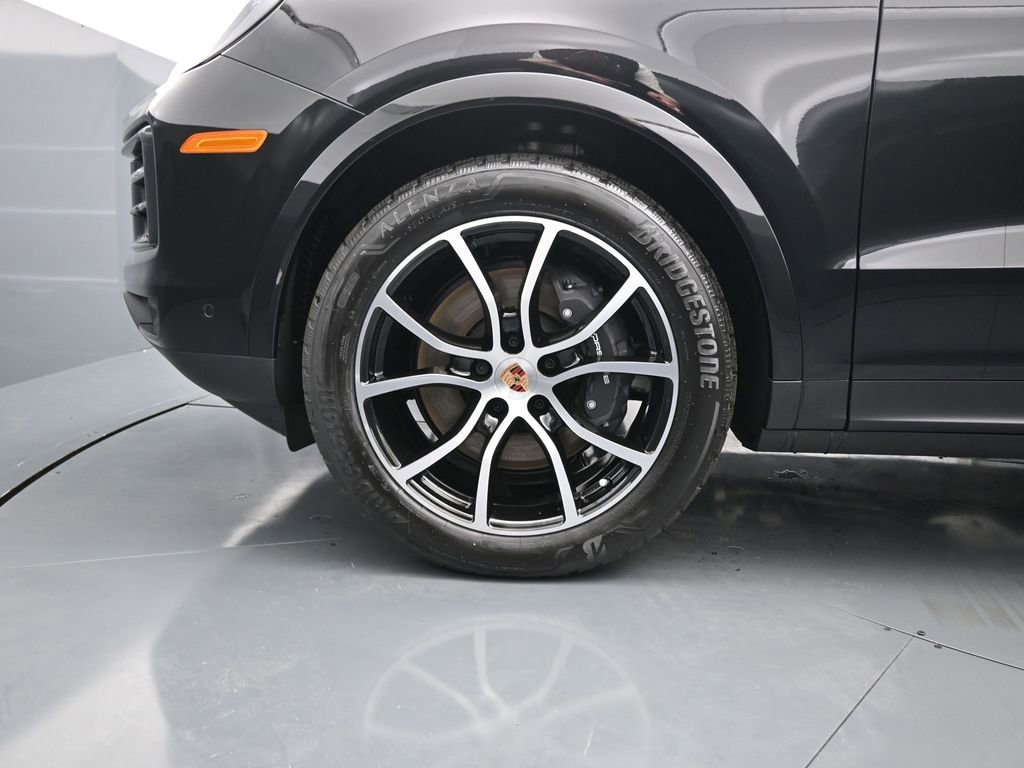 New 2026 Porsche Cayenne Coupe image 6