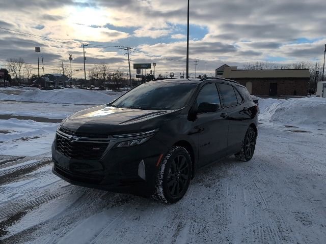 Certified 2023 Chevrolet Equinox RS image 2