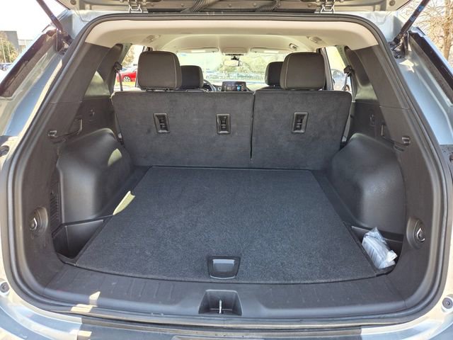 Used 2025 Chevrolet Blazer LT image 15