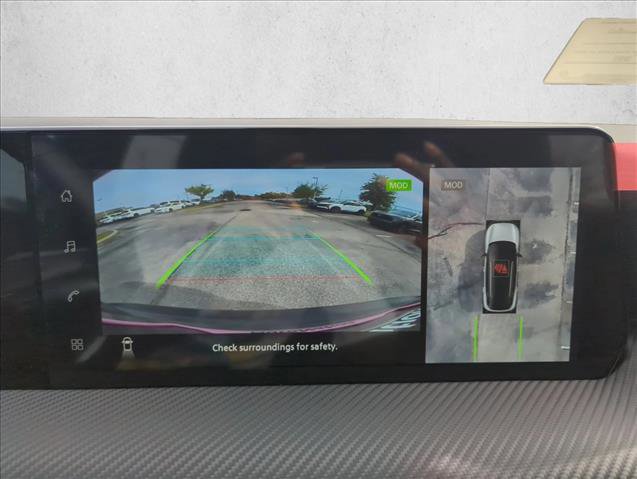 New 2026 Nissan Kicks SR image 12