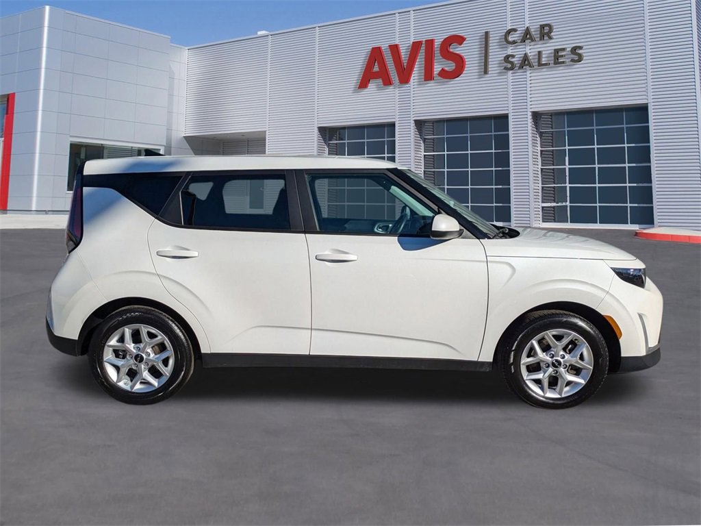 Used 2024 Kia Soul LX w/ Option Group 015 image 5