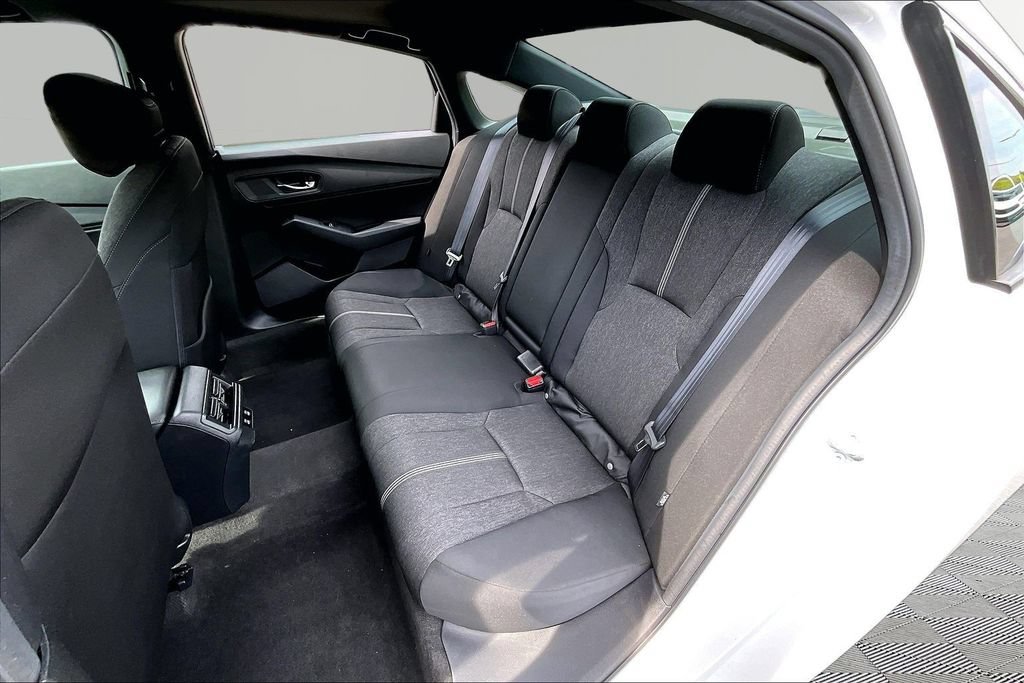 Used 2025 Honda Accord Sport image 18