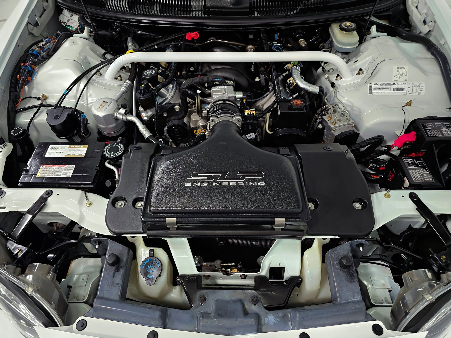 Used 2000 Chevrolet Camaro Z28 w/ SS Performance/Appearance Pkg image 3