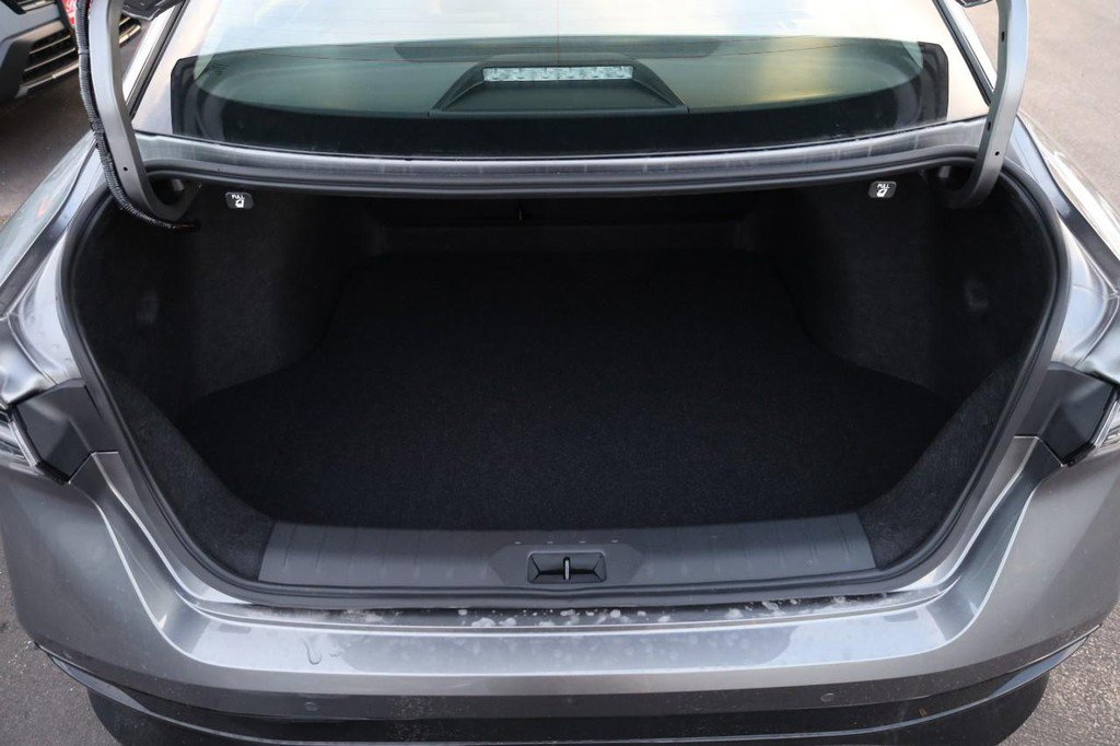 New 2026 Nissan Sentra SR w/ SR Premium Package image 7