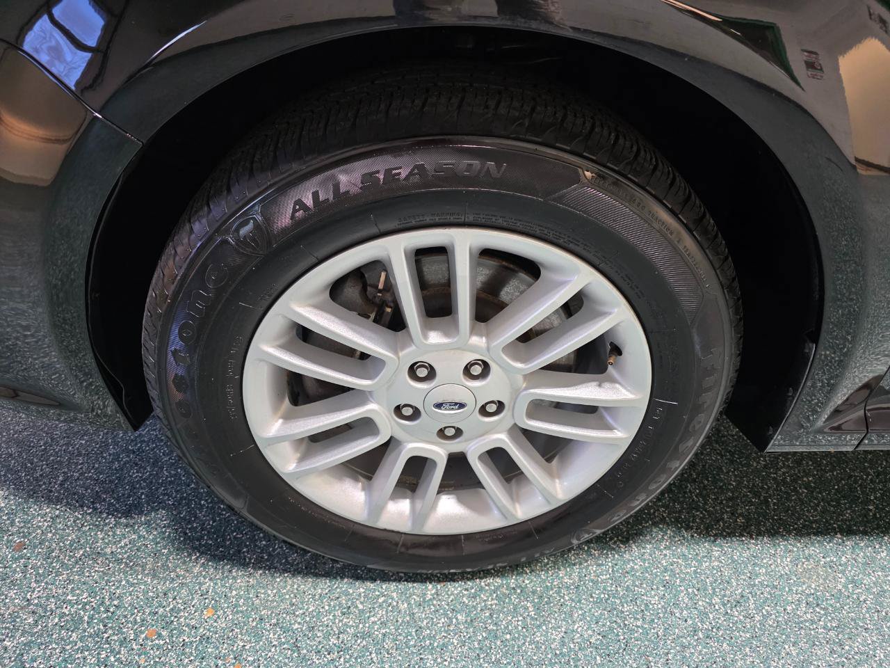 Used 2019 Ford Flex SEL w/ Equipment Group 202A AWD/4WD image 12