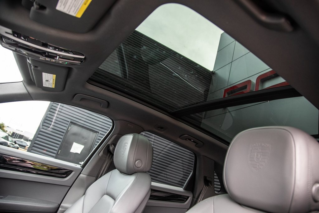 Certified 2023 Porsche Cayenne image 17