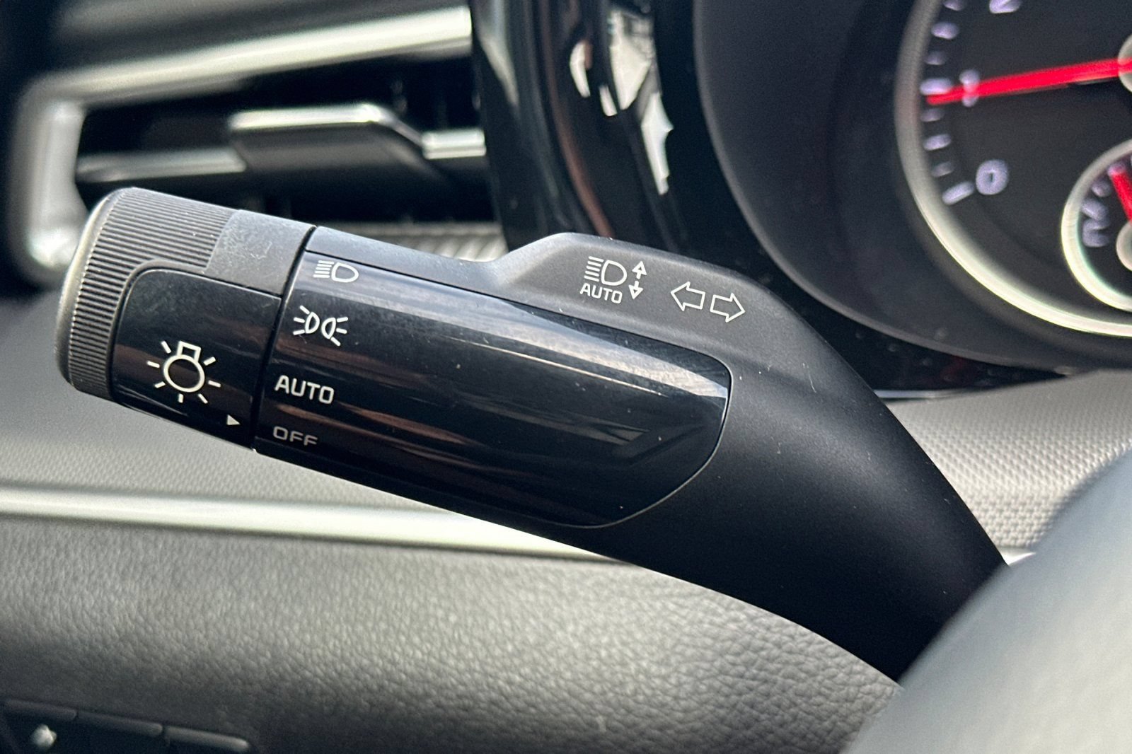 Used 2022 Kia K5 LX FWD image 35