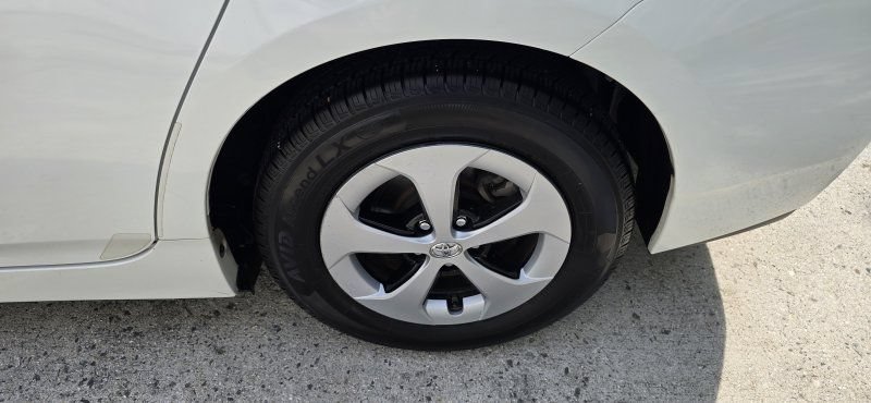 Used 2012 Toyota Prius Three FWD image 10