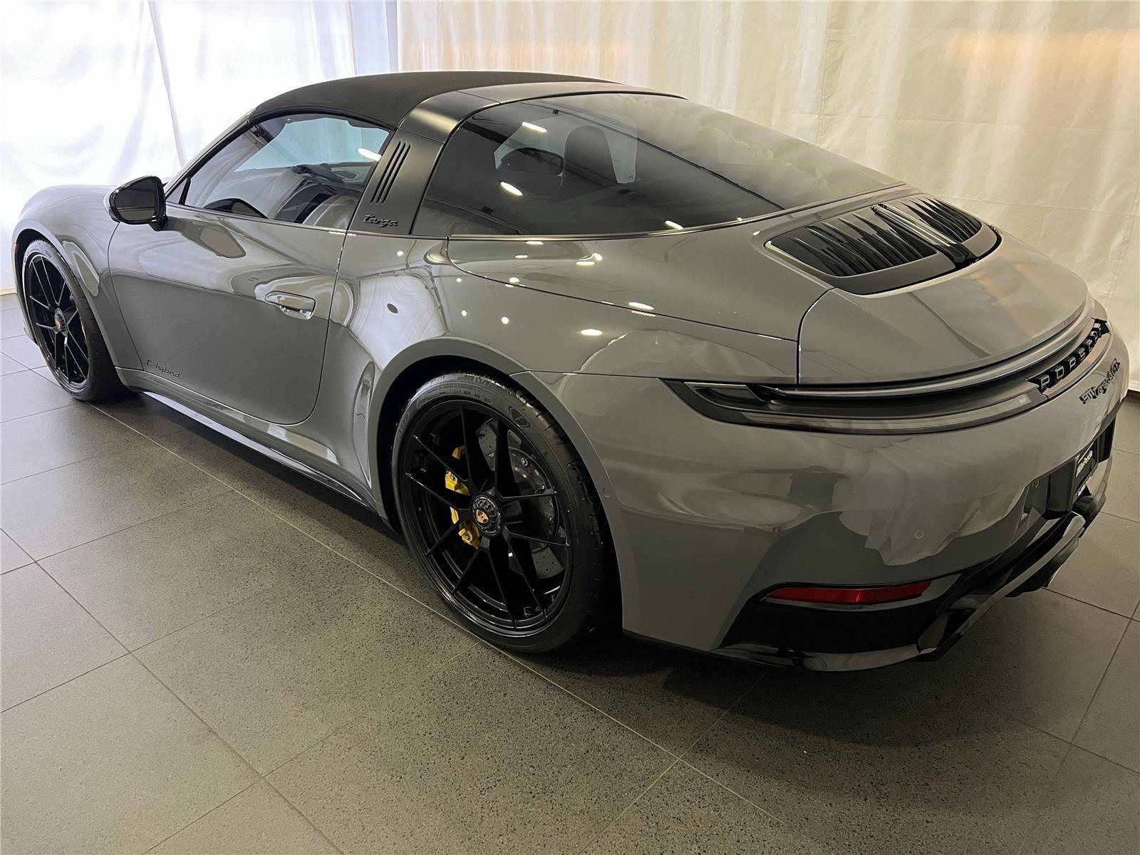 Certified 2025 Porsche 911 Targa 4 GTS image 3