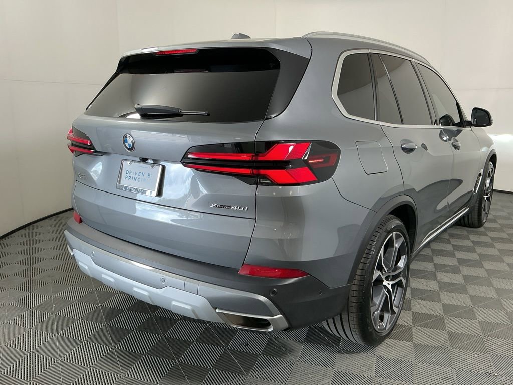 Certified 2024 BMW X5 xDrive40i w/ Premium Package AWD/4WD image 5